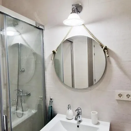 Malaga Lodge Apartments * Málaga