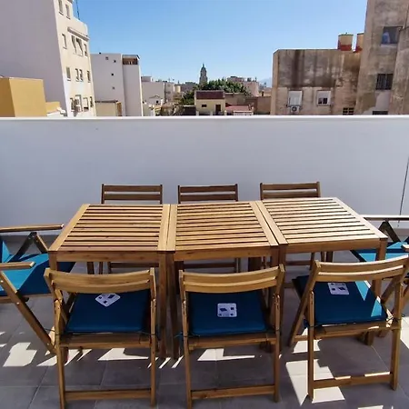 Malaga Lodge Apartments