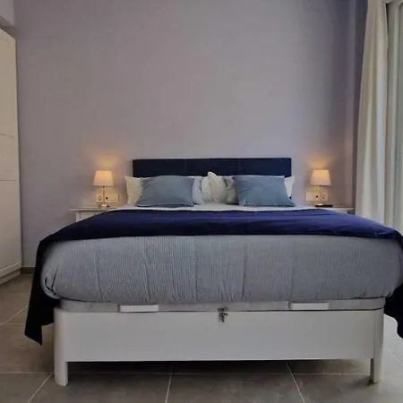 Malaga Lodge Apartments * Málaga