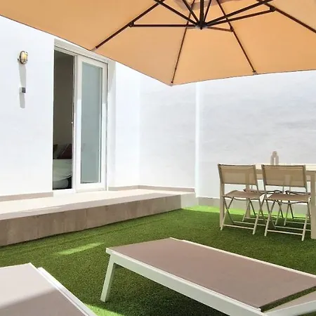 Malaga Lodge Apartments * Málaga