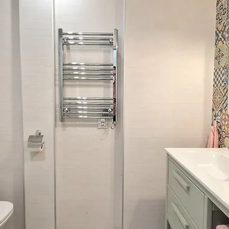 Malaga Lodge Apartments Appartamento