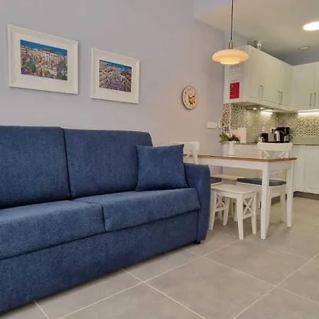 Apartment Malaga Lodge Apartments Malaga